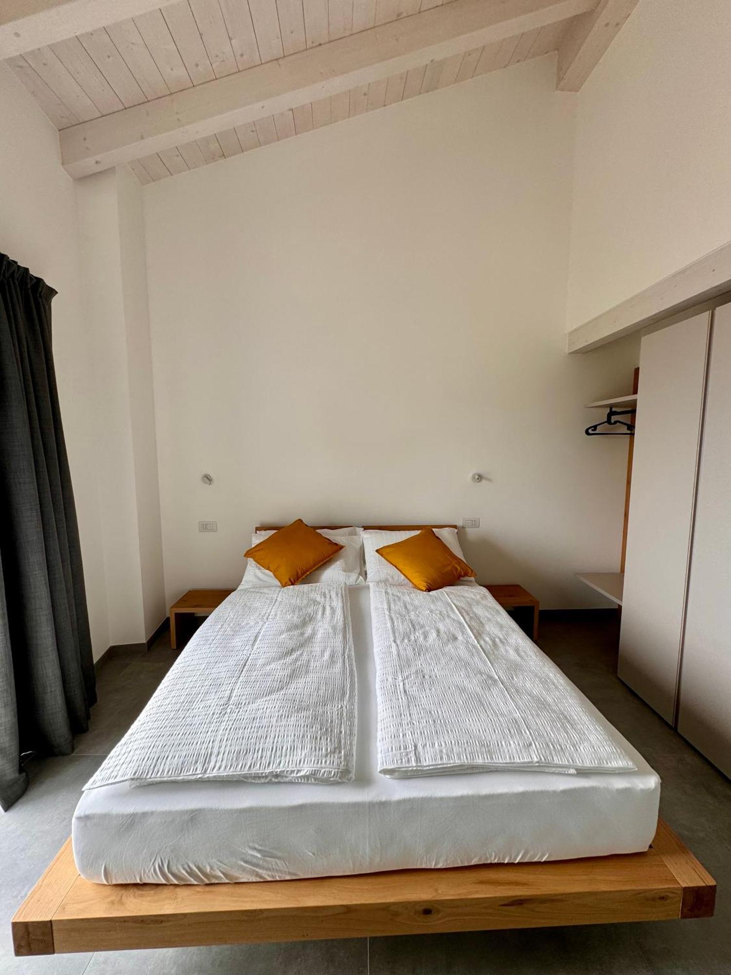 Apartamento Eco Garda Hill Tenno Exterior foto