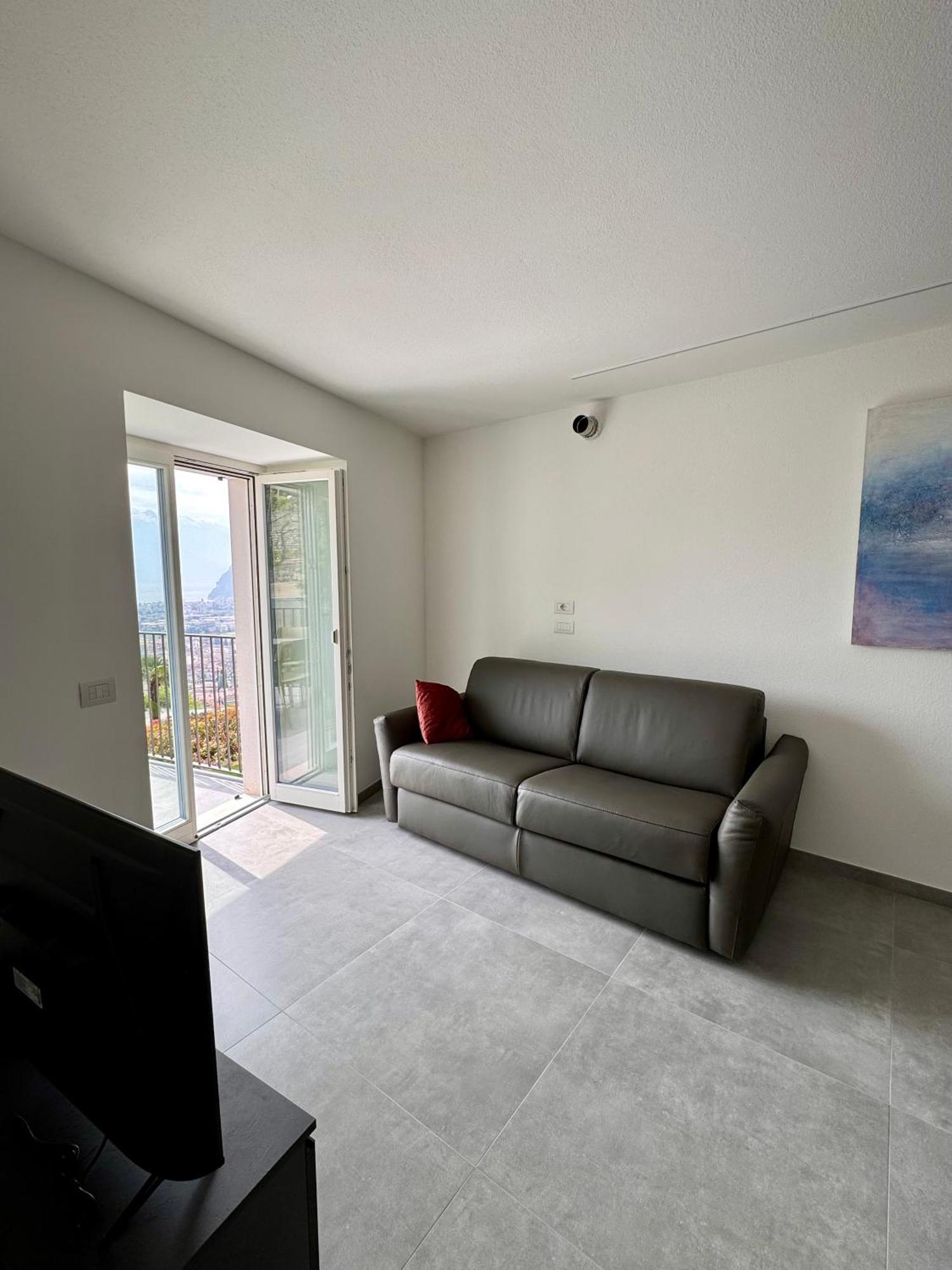 Apartamento Eco Garda Hill Tenno Exterior foto